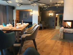  Guest House Tolc Apartments and rooms  Spodnja Sorica